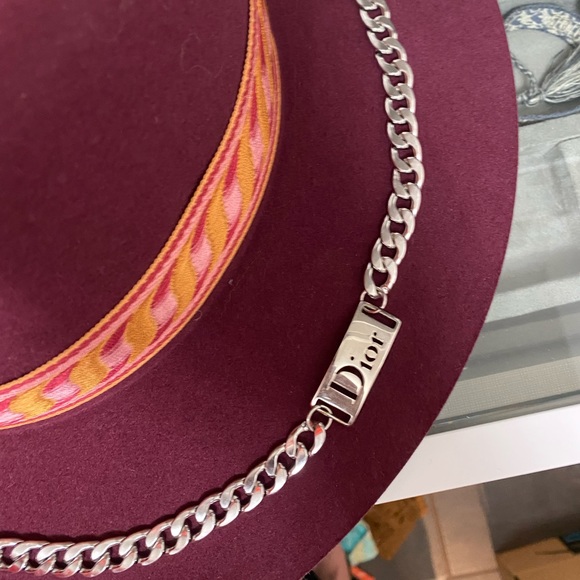 Repurposed Dior nameplate necklace - Picture 4 of 4